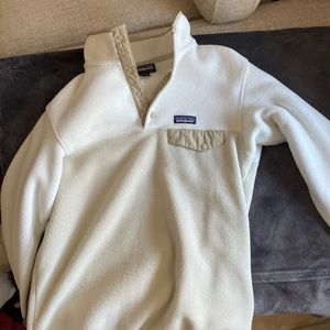 White Patagonia Synchilla snap